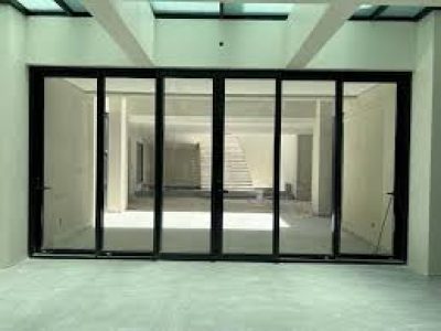 Foldable aluminium door design for wide openings